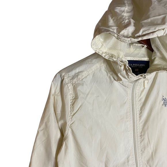 U.S. Polo Assn. White Lightweight Windbreaker Jacket Hooded Zippered Pockets M - Picture 6 of 16
